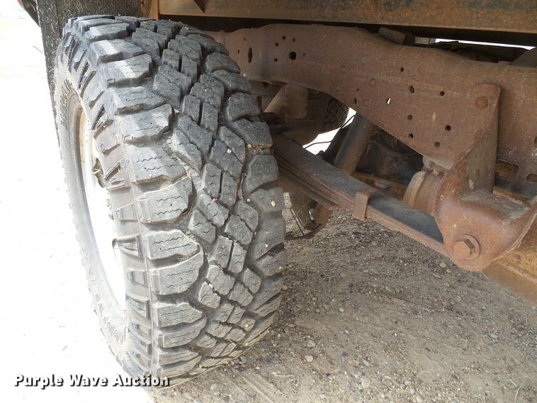 image for item DC5065 2007 Ford F250 Super Duty XL SuperCab flatbed pickup truck