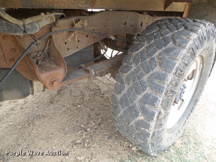 image for item DC5065 2007 Ford F250 Super Duty XL SuperCab flatbed pickup truck