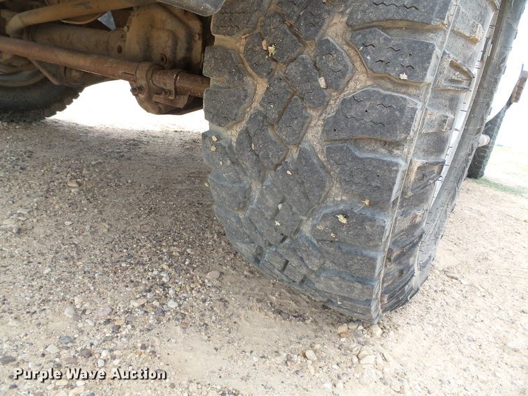 image for item DC5065 2007 Ford F250 Super Duty XL SuperCab flatbed pickup truck