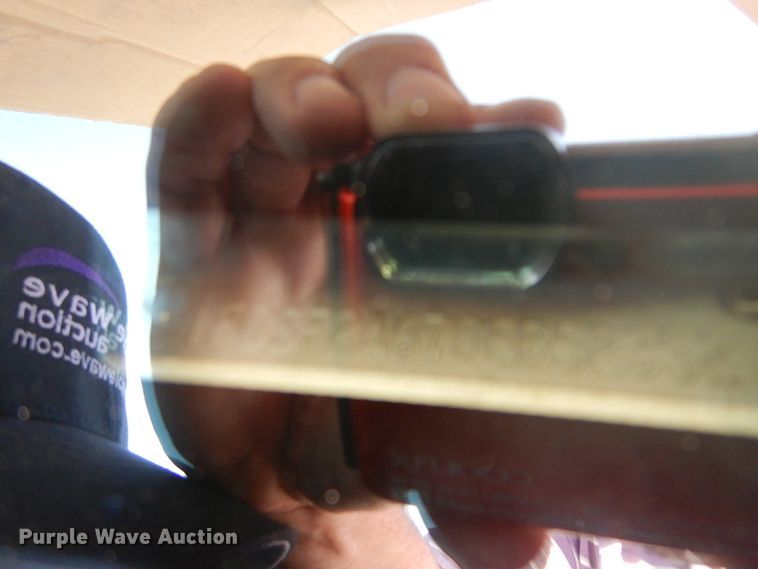 image for item DC8682 2013 Ford F250 Super Duty  utility bed pickup truck