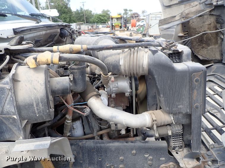 image for item DE0955 1995 Ford F800 flatbed truck