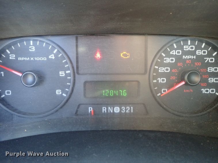 image for item DE1030 2005 Ford F350 Super Duty pickup truck