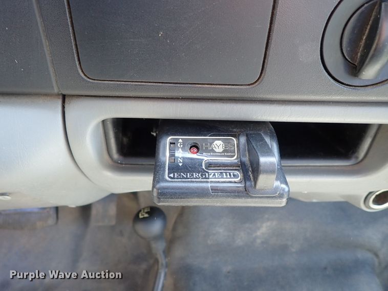 image for item DE1030 2005 Ford F350 Super Duty pickup truck