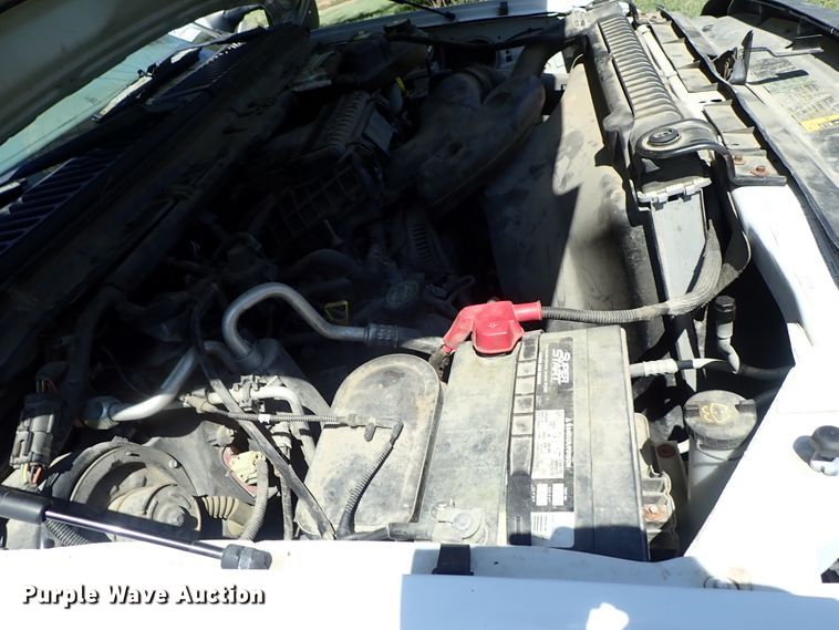 image for item DE1030 2005 Ford F350 Super Duty pickup truck