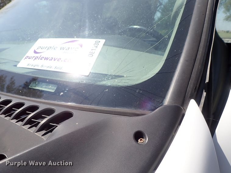 image for item DE1030 2005 Ford F350 Super Duty pickup truck