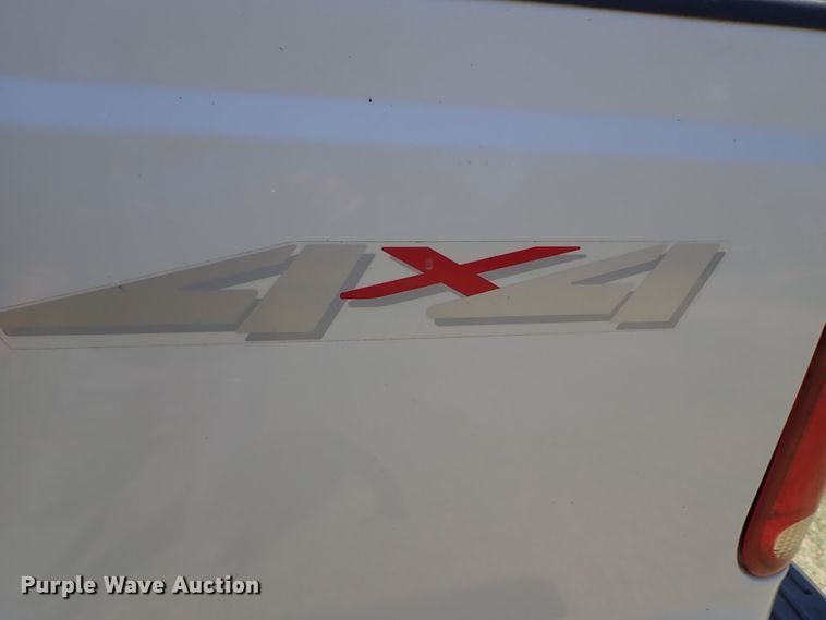 image for item DE1030 2005 Ford F350 Super Duty pickup truck