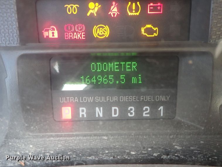 image for item DE5530 2008 Ford F350 Super Duty Crew Cab pickup truck cab and chassis