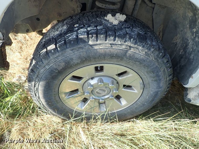 image for item DE5530 2008 Ford F350 Super Duty Crew Cab pickup truck cab and chassis