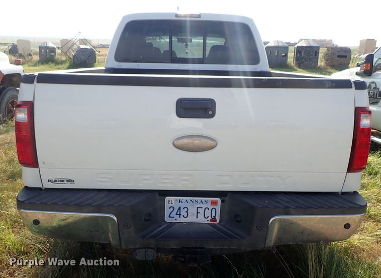 image for item DE5531 2010 Ford F250 Super Duty Crew Cab pickup truck
