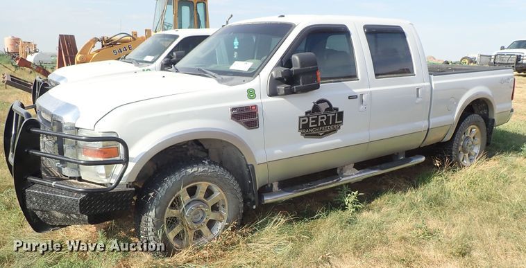 image for item DE5531 2010 Ford F250 Super Duty Crew Cab pickup truck