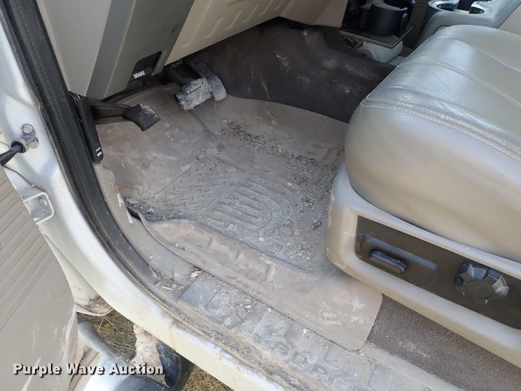 image for item DE5531 2010 Ford F250 Super Duty Crew Cab pickup truck