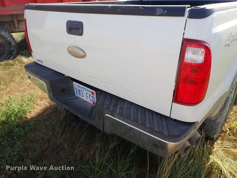 image for item DE5531 2010 Ford F250 Super Duty Crew Cab pickup truck
