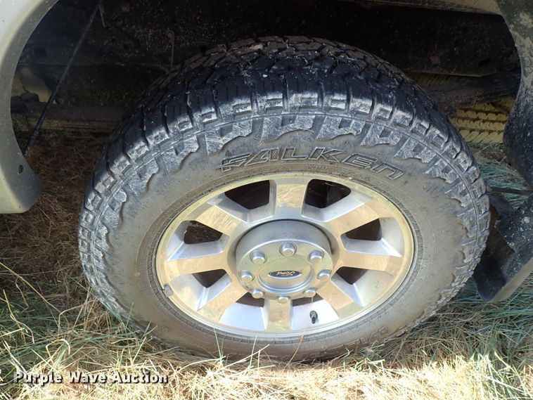 image for item DE5531 2010 Ford F250 Super Duty Crew Cab pickup truck