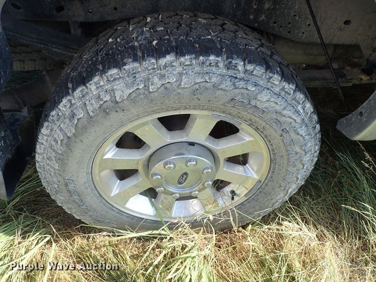 image for item DE5531 2010 Ford F250 Super Duty Crew Cab pickup truck