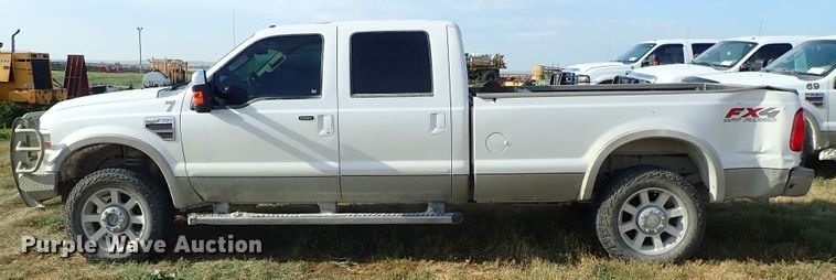 image for item DE5532 2010 Ford F250 Super Duty King Ranch Crew Cab pickup truck