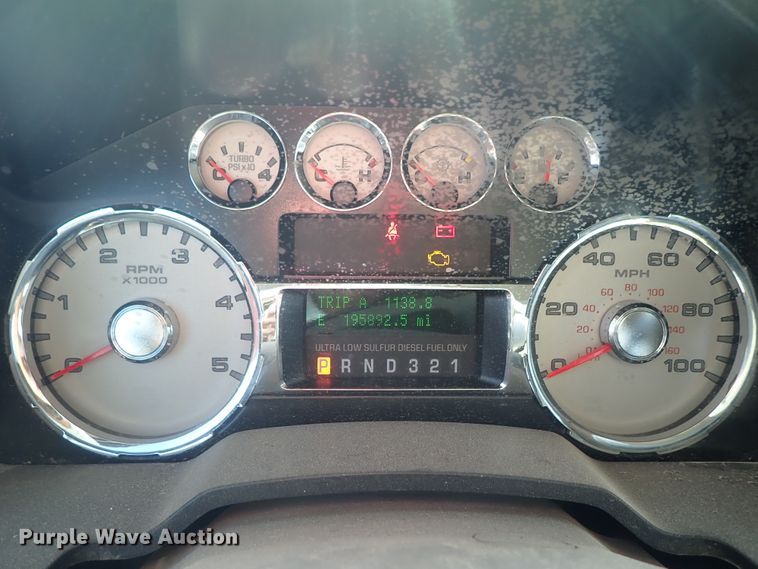 image for item DE5532 2010 Ford F250 Super Duty King Ranch Crew Cab pickup truck