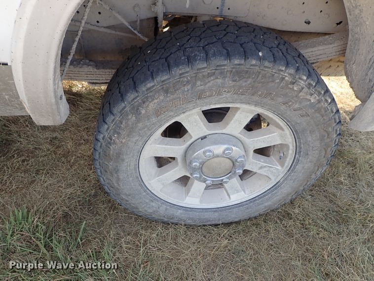 image for item DE5532 2010 Ford F250 Super Duty King Ranch Crew Cab pickup truck