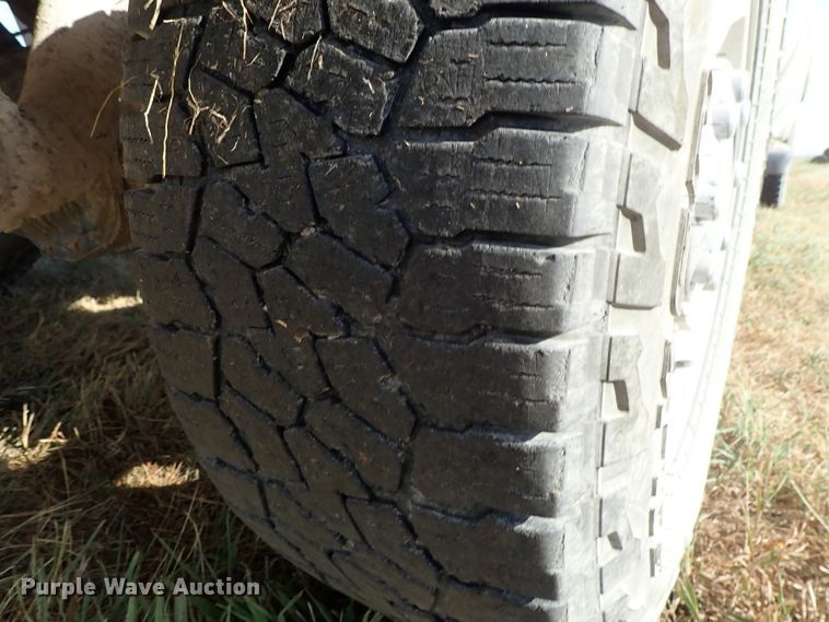 image for item DE5532 2010 Ford F250 Super Duty King Ranch Crew Cab pickup truck