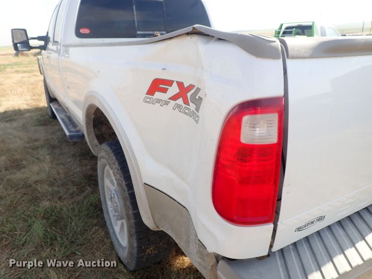 image for item DE5532 2010 Ford F250 Super Duty King Ranch Crew Cab pickup truck