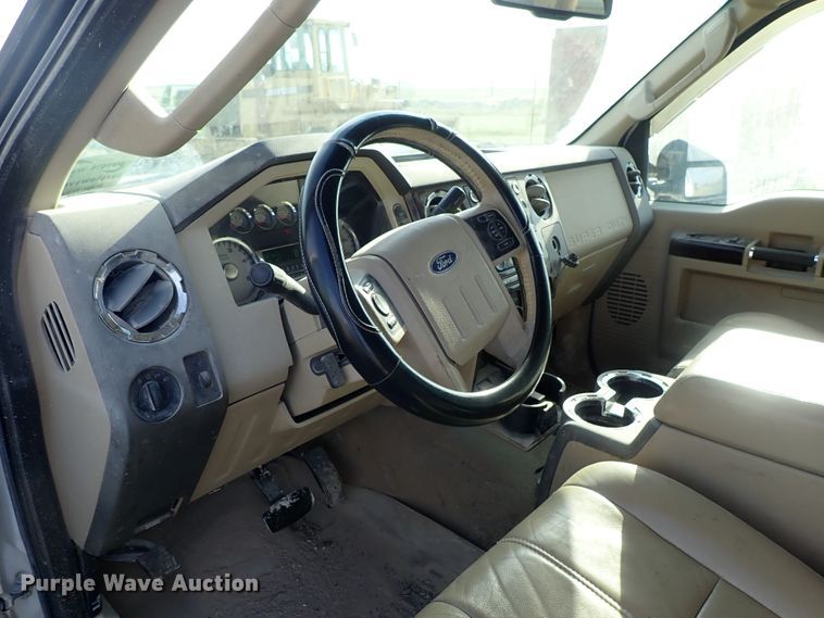 image for item DE5533 2008 Ford F250 Super Duty Crew Cab pickup truck