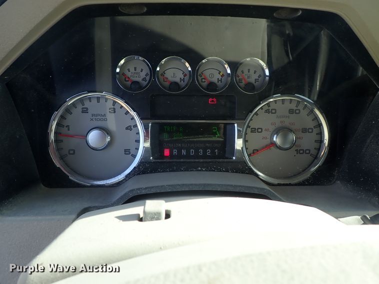 image for item DE5533 2008 Ford F250 Super Duty Crew Cab pickup truck