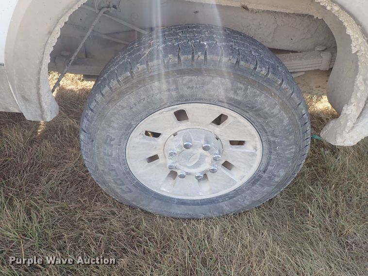 image for item DE5533 2008 Ford F250 Super Duty Crew Cab pickup truck