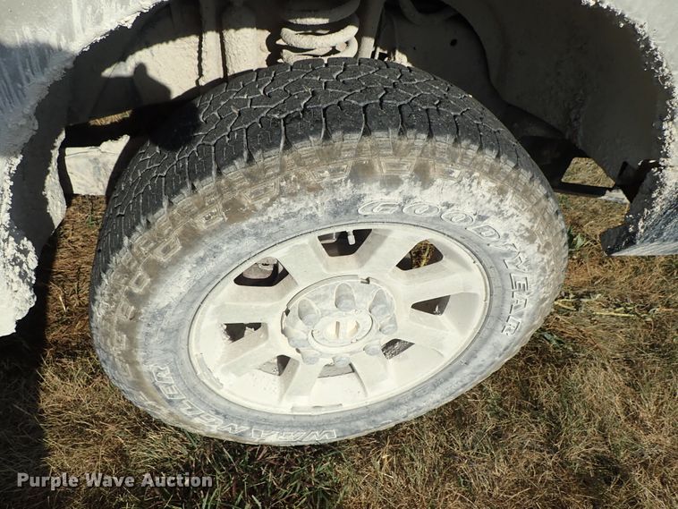 image for item DE5533 2008 Ford F250 Super Duty Crew Cab pickup truck