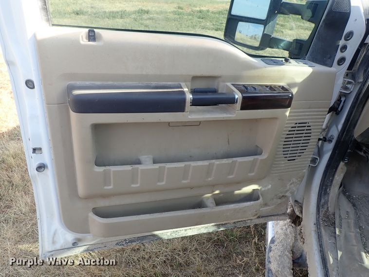 image for item DE5534 2008 Ford F250 Super Duty Crew Cab pickup truck