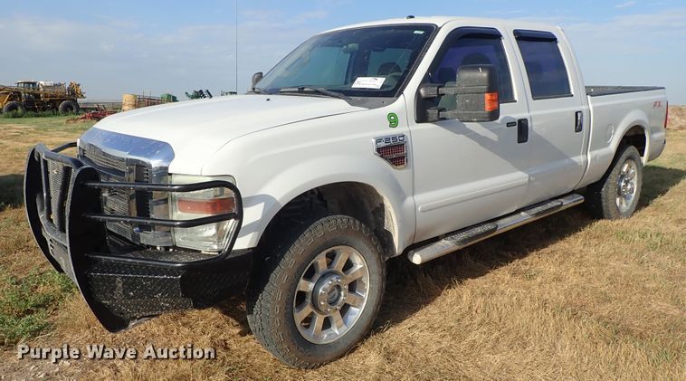 image for item DE5535 2008 Ford F250 Super Duty Crew Cab pickup truck