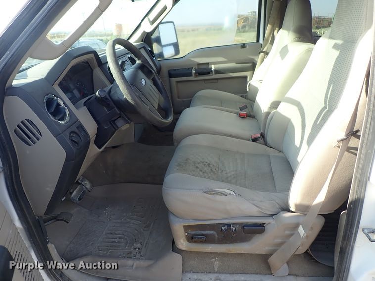 image for item DE5535 2008 Ford F250 Super Duty Crew Cab pickup truck