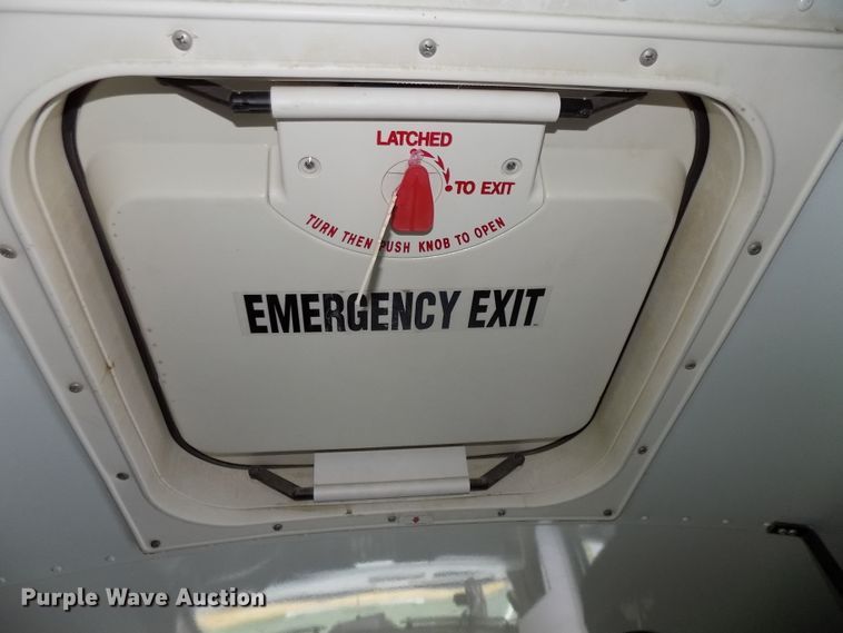 image for item DE7765 2006 Chevrolet Express G3500 school bus