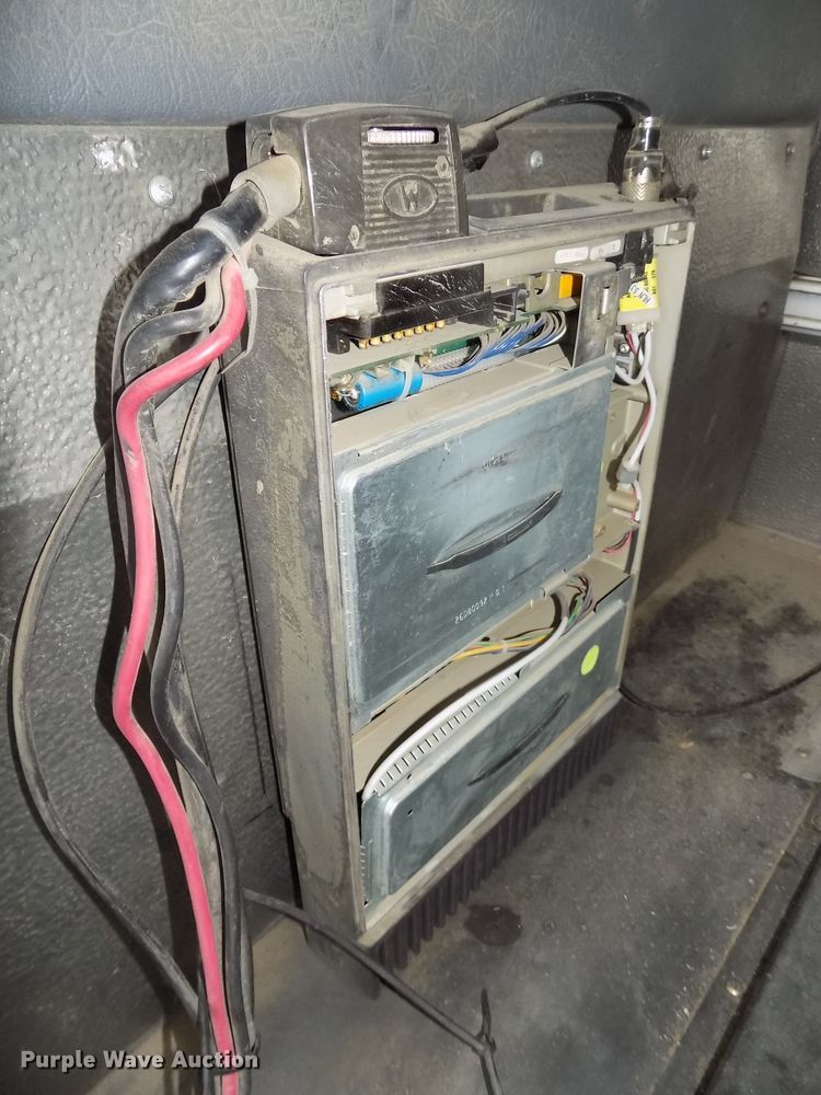 image for item DE7765 2006 Chevrolet Express G3500 school bus