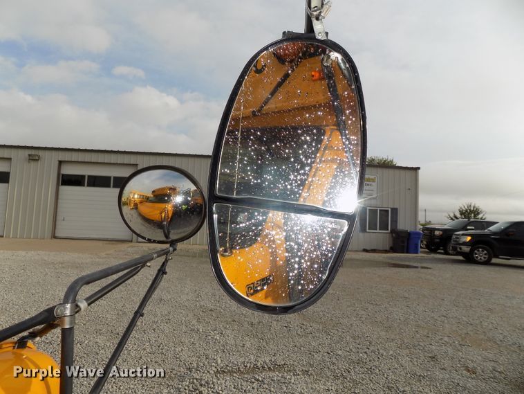 image for item DE7766 2004 Ford E450 school bus