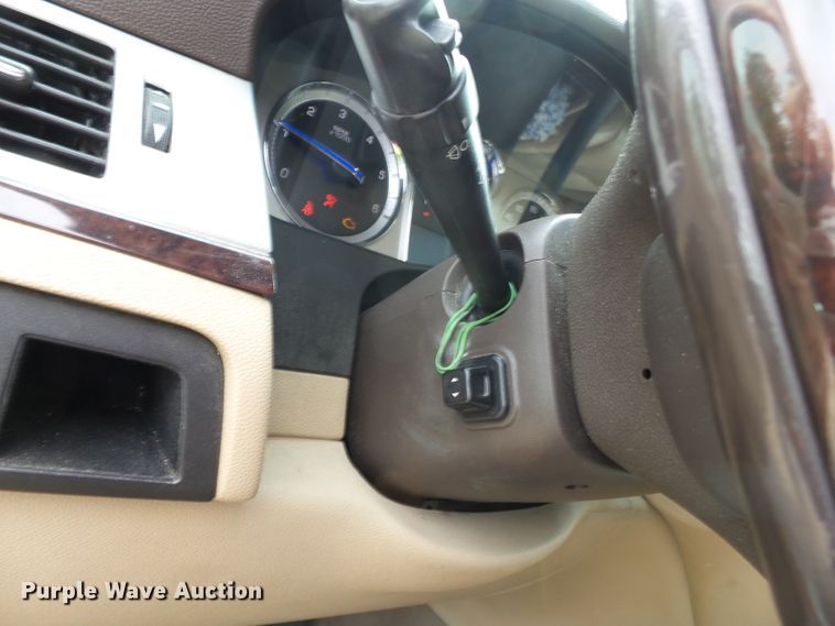 image for item DE7959 2010 Cadillac Escalade ESV SUV