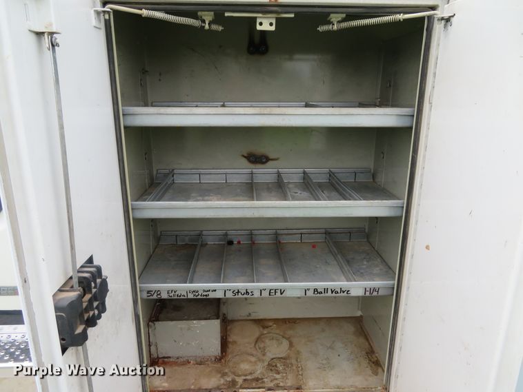 image for item DE8275 2007 Freightliner Business Class M2 service truck