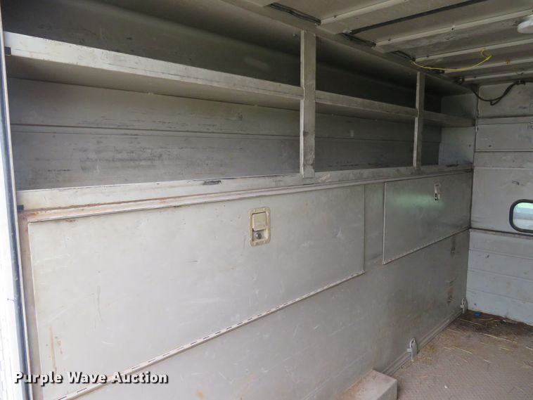 image for item DE8275 2007 Freightliner Business Class M2 service truck