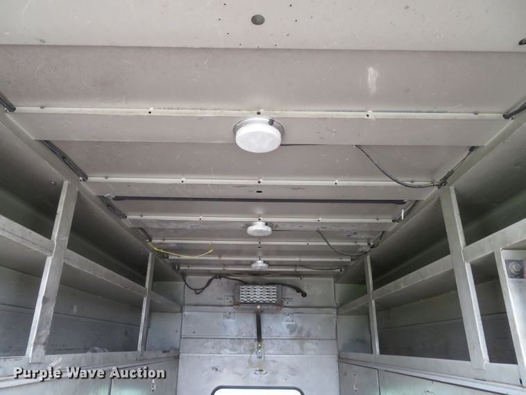 image for item DE8275 2007 Freightliner Business Class M2 service truck