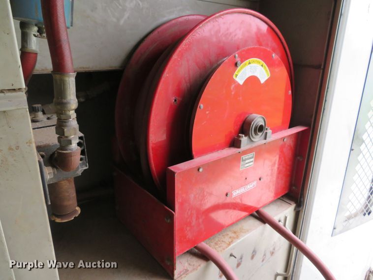 image for item DE8275 2007 Freightliner Business Class M2 service truck