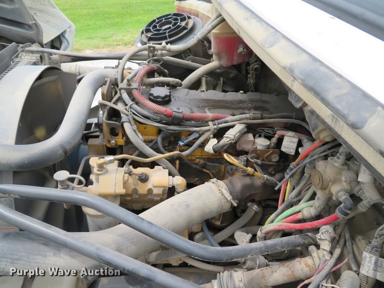 image for item DE8275 2007 Freightliner Business Class M2 service truck