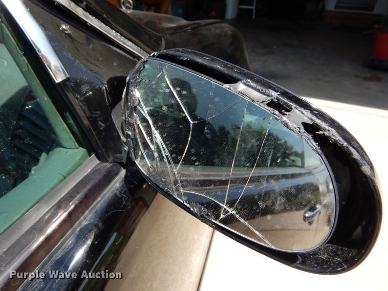 image for item DE8511 2002 Mercedes Benz CLK320 convertible