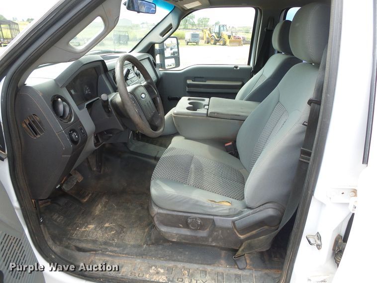 image for item DG0176 2014 Ford F250 Super Duty XL Crew Cab pickup truck