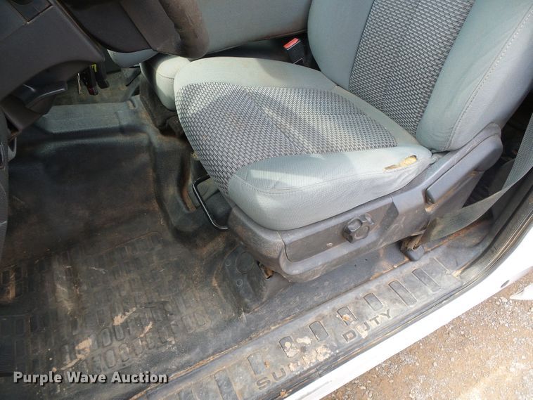 image for item DG0176 2014 Ford F250 Super Duty XL Crew Cab pickup truck