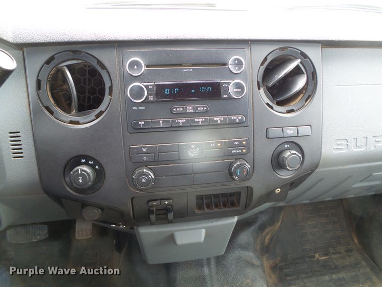 image for item DG0176 2014 Ford F250 Super Duty XL Crew Cab pickup truck