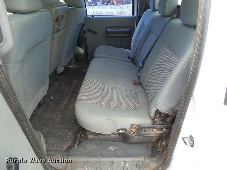 image for item DG0176 2014 Ford F250 Super Duty XL Crew Cab pickup truck