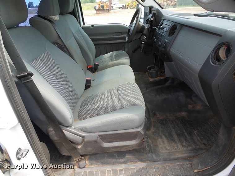 image for item DG0176 2014 Ford F250 Super Duty XL Crew Cab pickup truck