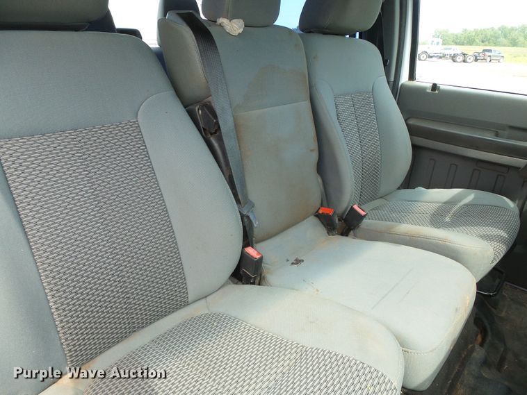 image for item DG0176 2014 Ford F250 Super Duty XL Crew Cab pickup truck