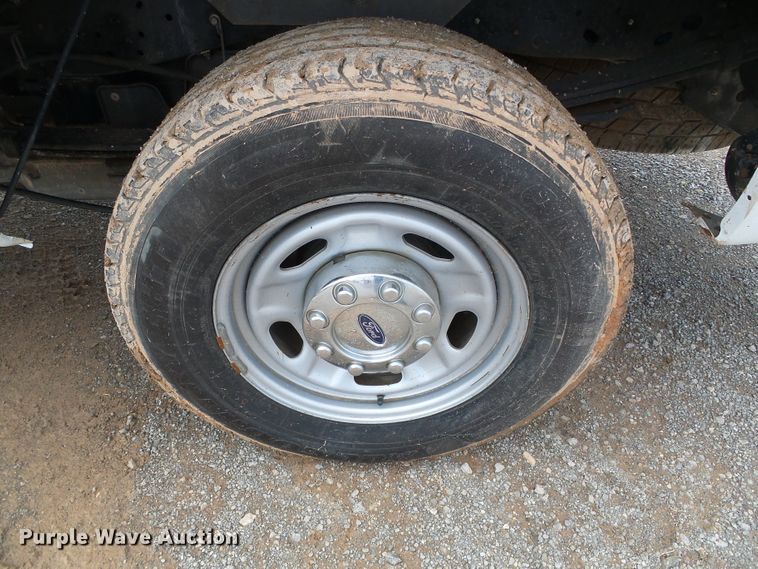 image for item DG0176 2014 Ford F250 Super Duty XL Crew Cab pickup truck