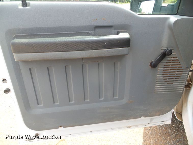 image for item DG0177 2012 Ford F250 Super Duty XL Crew Cab pickup truck