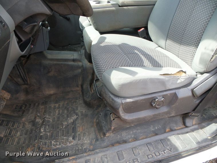 image for item DG0177 2012 Ford F250 Super Duty XL Crew Cab pickup truck