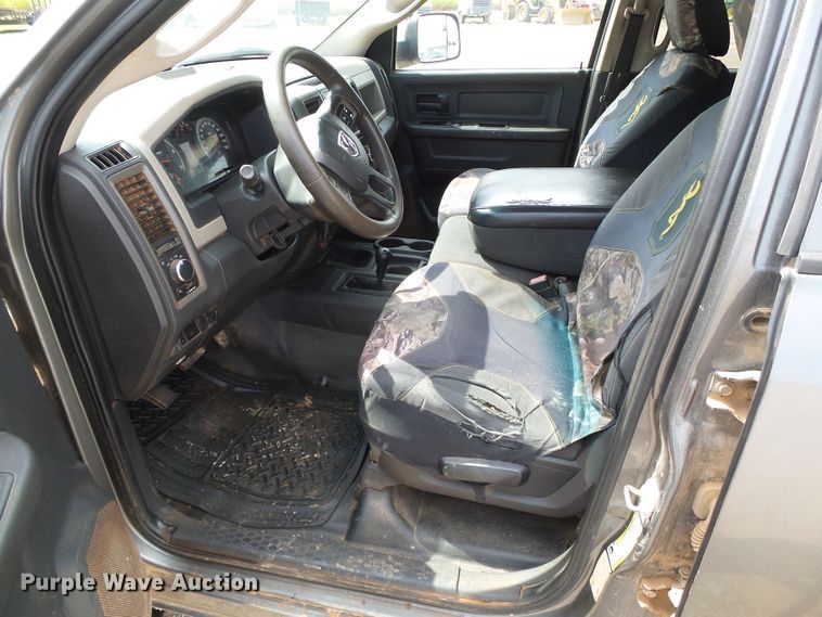 image for item DG0178 2012 Dodge Ram 3500HD Crew Cab pickup truck